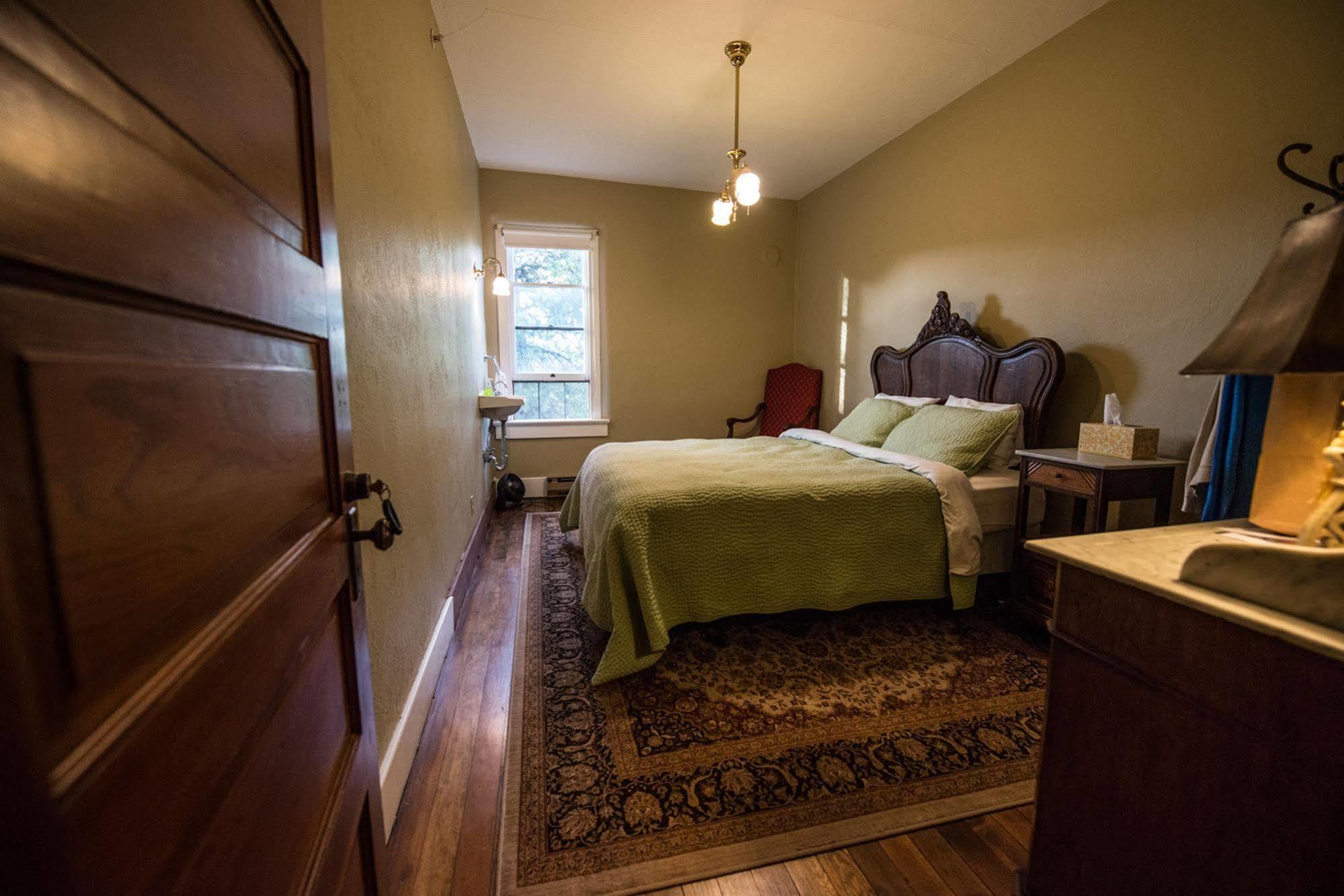 Balch Hotel